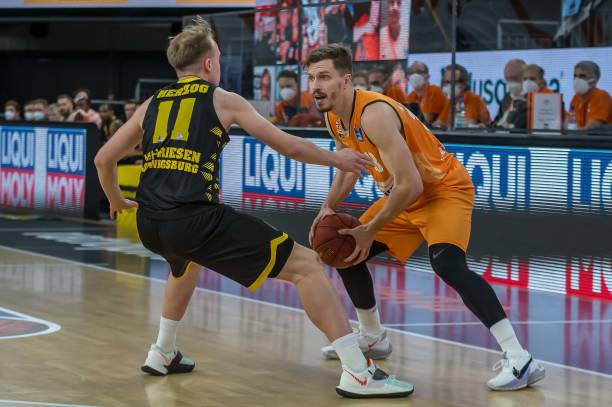 入运动员隐 入运动员隐