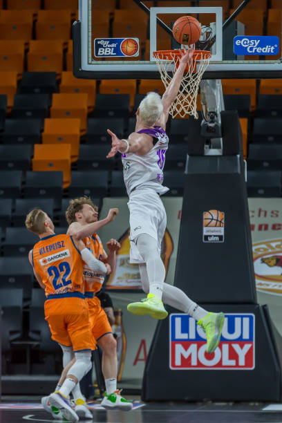 对于球迷而 对于球迷而