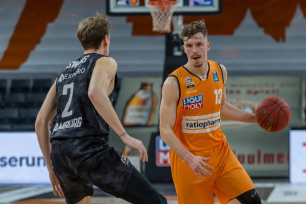 对阿沙芬堡 对阿沙芬堡